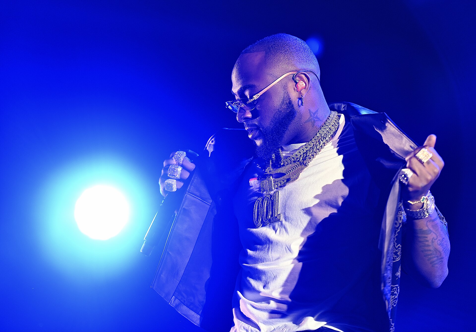Davido performing at Reggae Geel in 2022
